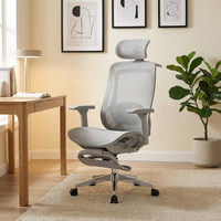 Chaise de bureau pivotante ergonomique moderne en tissu maillé avec cadre métallique, appui-tête réglable, vérin à gaz, repose-pieds et assise en mousse PU