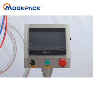 Machine de remplissage automatique de liquides Moonpack G1WYD-4D avec contrôle PLC pour bouteilles de cidre, soda, canettes, thé, huile et autres contenants - Product Image 6