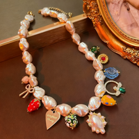 Elegante Collar con Dijes de Perlas, Corazón de Fresa y Rosa, Chapado en Oro, Joyería Diaria para Mujer, Aniversario, Venta al por Mayor