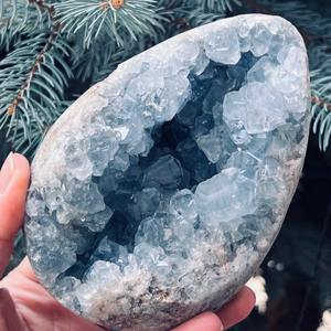 Venta al por Mayor de Esferas Pulidas de Celestita Azul Natural, Cristales Tallados para Decoración del Hogar y Sanación Reiki - Product Image 4