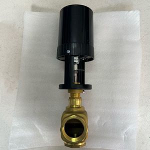 Vanne électrique filetée en laiton à deux voies DN40 PN16 pour le contrôle du débit, type normalement fermé - Product Image 2