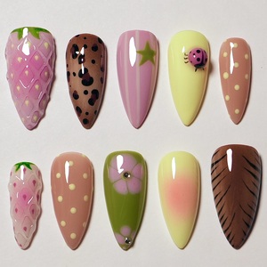 Faux ongles à presser floraux de printemps avec tourbillon vert et papillon 3D, faits main, inspirés de la nature, pour les fêtes et personnalisables - Product Image 4