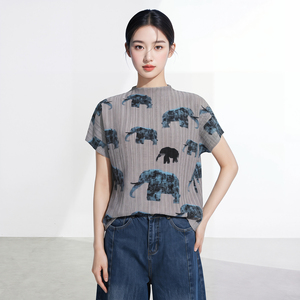 PY Women's Geometric Print Short Sleeve T-Shirt Crew Neck Slim Casual <b>Spring</b> Summer Eco-Friendly Polyester Woven Anti-Pilling - Product Image 1