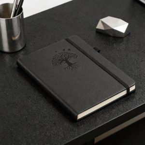 Carnet de notes/agenda A5 A6 B5 2026 en cuir PU à couverture rigide avec bande élastique - Product Image 4