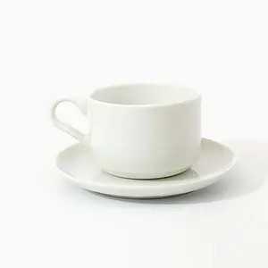 Porselen minimalist tarzı istiflenebilir seramik kahve çay fincanları setleri beyaz renk restoran OEM özel Logo tarzı