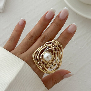 Bague en alliage style INS, creuse, de forme irrégulière, avec imitation de perle, modèle BQ-00038 - Product Image 5
