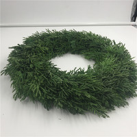 Couronne de feuille verte de 11.8 pouces, en cèdre, pour fête du festival, décoration murale de porte d'entrée, de fenêtre