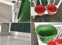 Bac à bétail à 2 compartiments, double enclos pour veaux, équipement de manutention du bétail avec plancher à lattes et supports pour seaux pour usage agricole