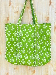 Grand sac fourre-tout en coton matelassé avec fermeture à glissière, imprimé floral en blocs, poche intérieure - Style bohème pour le shopping et l'usage quotidien - Product Image 2