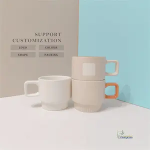 Tazza a rilievo con motivo verticale per uso domestico da 240ML in ceramica con impugnatura per bere tazza per caffè e latte