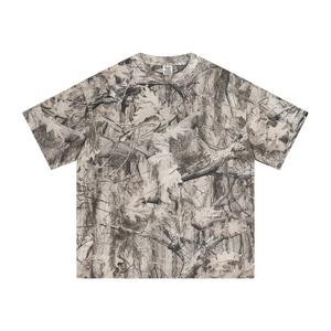 T-shirt homme personnalisé avec logo, poids moyen, impression intégrale, coton et polyester, col rond, motif camouflage Real Tree, coupe ample. - Product Image 2