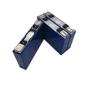 Celda de Batería de Iones de Litio Prismática CATL LiNiMnCoO2 de 60 Ah y 3.2 V, 32.5x174.5x150.5 mm, para Baterías Tesla, Energía Solar/Bicicletas Eléctricas/Respaldo de Energía - Product Image 4