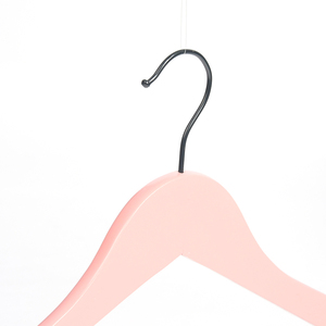 Pengfei ไม้แขวนเสื้อแฟนซีทำจากไม้สำหรับบูติก - Product Image 5