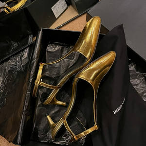 صنادل خنجر بمقدمة مدببة للبيع بالجملة من جلد الغنم الأصلي مثير في الهواء الطلق زر الانزلاق على الإغلاق موضة الصيف الاتجاه - Product Image 6