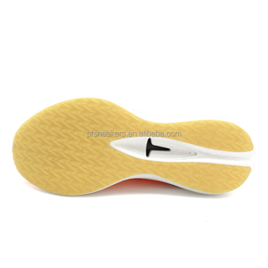 Tùy Chỉnh Trọng Lượng Nhẹ Đế Ngoài Bất Carbon Tấm Chạy Giày Hợp Thời Trang Thể Thao Đi Bộ Giày Cho Unisex Tùy Chỉnh Sneakers Nhà Máy - Product Image 6