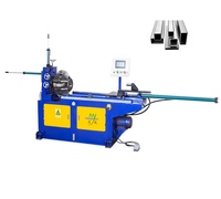 Machine carrée à tête unique facile à utiliser pour les usines de fabrication de mains courantes de meubles et d'escaliers