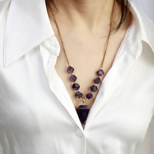 Collier en perles de rocaille avec pendentif flèche en quartz rose, bijoux de mode pour femme, cadeau, alliage de zinc, breloque cœur couleur Vénus, origine Yiwu - Product Image 2