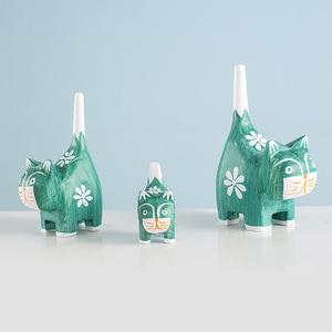 Figurines de famille de chats en bois sculpté, motif de plantes vertes, en pin, décoration pour la maison, ensemble de trois pièces pour le salon - Product Image 2