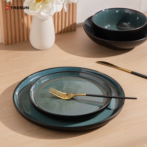 Oferta caliente: Juego de vajilla de lujo de 12 piezas con platos de cerámica y gres con esmalte reactivo verde y azul para hotel - Product Image 4