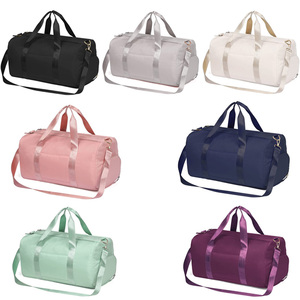 Bolsa de gimnasio portátil grande para deportes al aire libre, impermeable, almacenamiento de fin de semana, equipaje de viaje ligero con características duraderas - Product Image 2