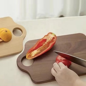 Резиновая деревянная разделочная доска для детей - Product Image 4