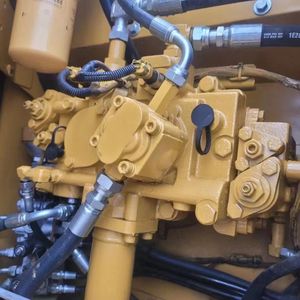 รถขุดตีนตะขาบไฮดรอลิก Caterpillar 313D2GC ของแท้ น้ำหนัก 13 ตัน พร้อมปั๊มเครื่องยนต์ Caterpillar - Product Image 6