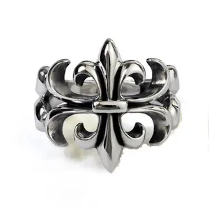 Vintage Punk Edelstahl Fingerring hohl Fleur de Lis Ringe Schmuck für Männer