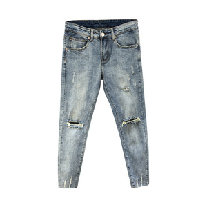 Jeans pour hommes en denim à bords effilochés, coupe slim, vente en gros - Product Image 3