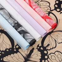 Vente en gros de papier d'emballage en PVC épais imperméable papillon volant fleuriste papier d'emballage floral film de tapis OPP fabricants