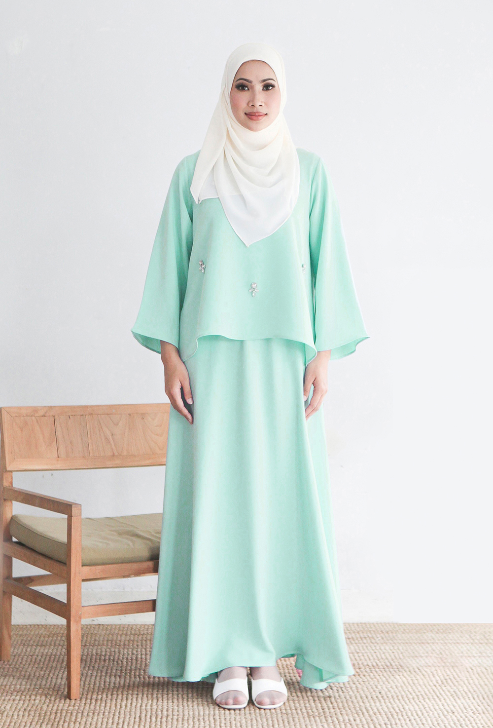 สีเขียวมรกต