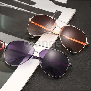 Gafas de Sol de piloto Moda barata Deporte Venta al por mayor Tonos de metal clásicos Gafas calientes de diseñador de moda Gafas de sol personalizadas para hombres - Product Image 4