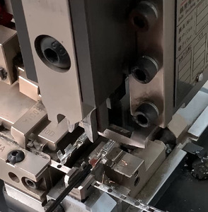 HBQ-4040E thiết bị đầu cuối Uốn Tóc bồng Máy dây nịt Cáp crimper bán tự động dây thiết bị đầu cuối duy nhất kết thúc Uốn Tóc bồng máy - Product Image 2