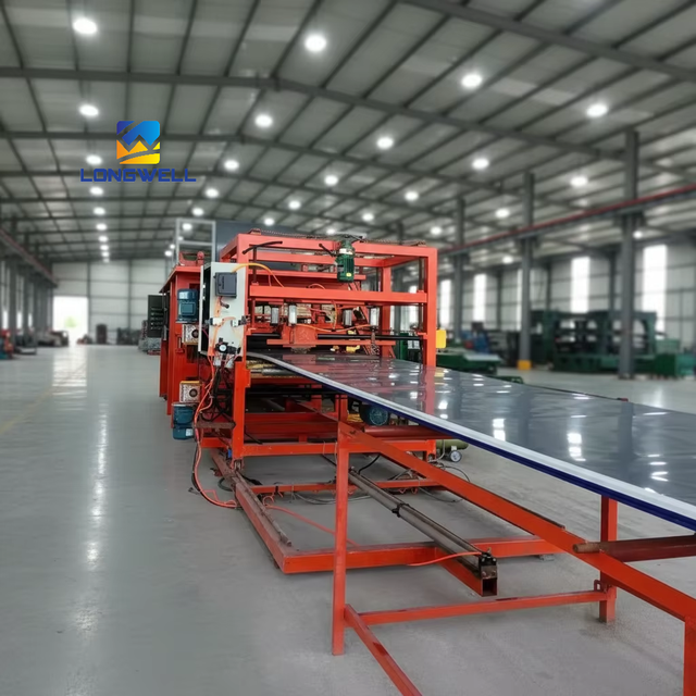 New High Quality EPS Color Steel Sandwich Panel Machine with Light Weight and Good Thermal Insulation for Construction Roof
