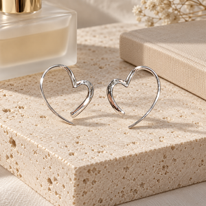 Orecchini a Cuore Aperto per Donne, Design a Forma di Cuore, Accessori per Orecchie da Indossare Quotidianamente - Product Image 5