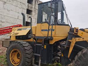 Cargadora Frontal Usada Komatsu WA320-3 de 5 Toneladas con Bomba y Rodamientos, Cargadora de Ruedas de Segunda Mano - Product Image 6