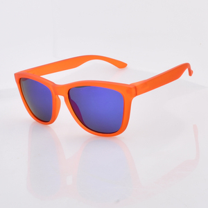 Lunettes de soleil polarisées unisexe à la mode 2020, lunettes de soleil avec monture de verres <span class=keywords><strong>TAC</strong></span>, de luxe, fabriqué en chine, 2022 - Product Image 1