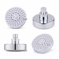 Douche suspendue chromée moderne avec tuyau fixe extra-long et pommeau de pluie surdimensionné pour projets de salles de bain commerciales