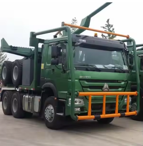 China Howo <span class=keywords><strong>Camion</strong></span> lourd <span class=keywords><strong>6x4</strong></span> toutes roues motrices Nouveau carburant diesel usagé Remorques de transport de bois Vente de camions d'exploitation forestière en Afrique - Product Image 2