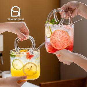 Petite pochette transparente créative en forme de verre à martini, sac à main en forme de verre à boisson aux fruits, verres à cocktail pour les cadeaux de fête à domicile - Product Image 1