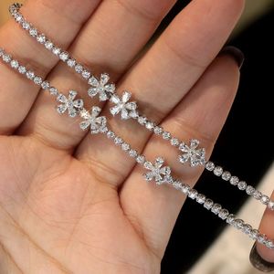 Xinfly Real 18k White Gold AU750 1.65ct Diamond <b>Flower</b> Engagement <b>Bracelet</b> - Product Image 5