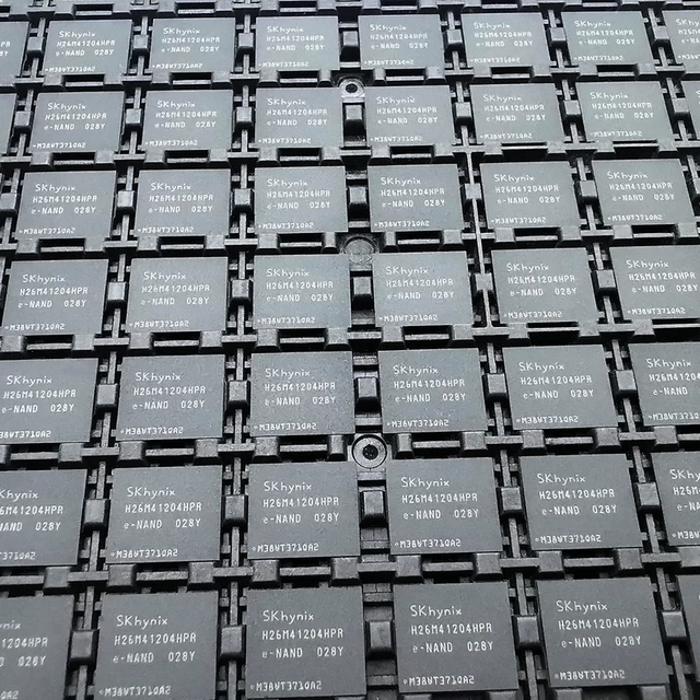 New and Original H26M41204HPR 8GB EMMC 5.1 Flash Memory IC DDR3 Interface 153-Ball FBGA Embedded Storage Module