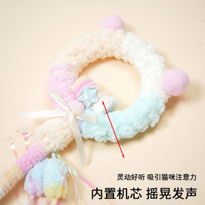 Christmas Plush <b>Cat</b> <b>Toy</b> Wreath 51cm Long With Tassels And Bells For <b>Interactive</b> Play - Product Image 4