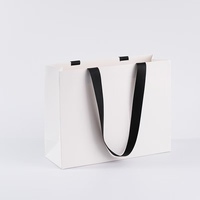 Wholesale White Color Gift Paper Bag Chinese Manufacturer's Paperboard Shoe Birthday Party Souvenirs Food Packaging Custom Logo