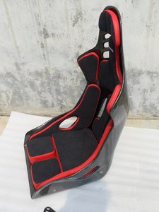 Siège de course Recaro Podium en fibre de carbone noir et rouge pour la course automobile professionnelle - Product Image 5