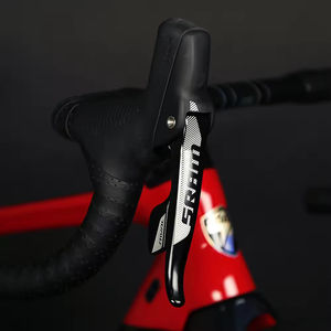 <span class=keywords><strong>Vélo</strong></span> de <span class=keywords><strong>route</strong></span> Twitter Aurora avec conception de câble, <span class=keywords><strong>vélo</strong></span> de <span class=keywords><strong>route</strong></span> de course en carbone 700C, équipé d'un frein à disque hydraulique pour hommes - Product Image 2