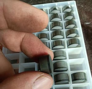 Preço de Fábrica: Cortador <span class=keywords><strong>PDC</strong></span>, Pastilhas <span class=keywords><strong>PDC</strong></span> Esféricas e <span class=keywords><strong>PDC</strong></span> de Formato Cônico - Product Image 5