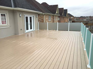 Panneaux de terrasse en WPC à grain de <span class=keywords><strong>bois</strong></span> naturel co-extrudé en gros, terrasse moderne en <span class=keywords><strong>bois</strong></span>-plastique composite lisse pour l'extérieur - Product Image 5