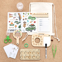 Jouet d'aventure pour bébés et tout-petits pour enfants Kit d'exploration de la faune, loupe, pince, sifflet, boussole, guide d'apprentissage
