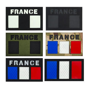 แถบสะท้อนแสงอินฟราเรดลายธงชาติฝรั่งเศส หลายสี สะท้อนแสงได้ ติดเย็บบนผ้าไนลอน 3 มิติ แถบแขนยุทธวิธี กันน้ำ ติดตั้งด้วยแถบตีนตุ๊กแกสำหรับเสื้อผ้า - Product Image 1
