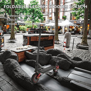 Trottinette Électrique Pliable Emovi pour Adultes, Vente en Gros Usine, Autonomie 25-30KM, Vitesse 30km/h, Moteur 500W, Étanche, Suspension Arrière, 36V 10.4Ah - Product Image 2